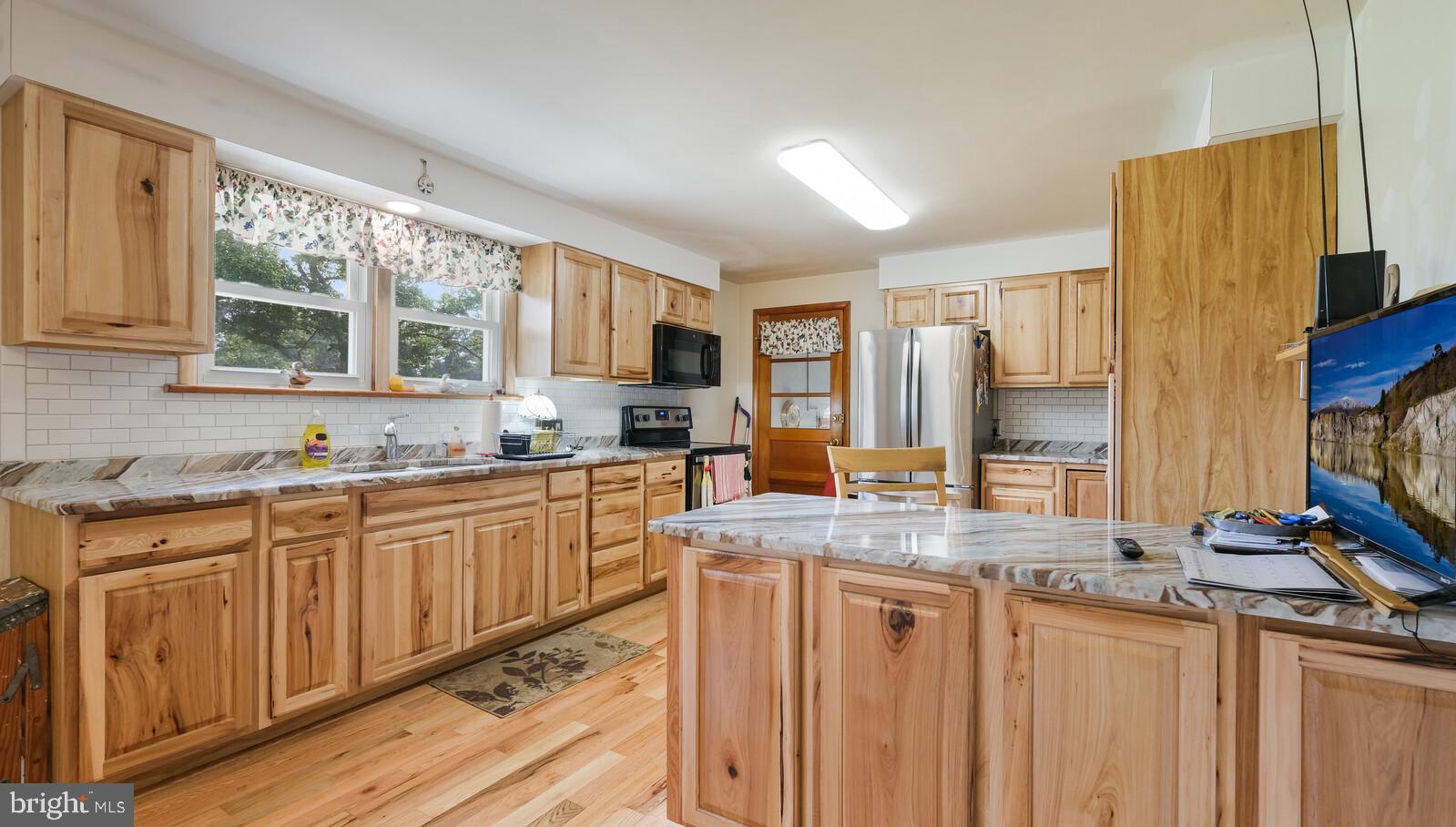 3142 Pickertown Road Warrington, PA 18976 - Photo 11 of 31 Gallery Image 11