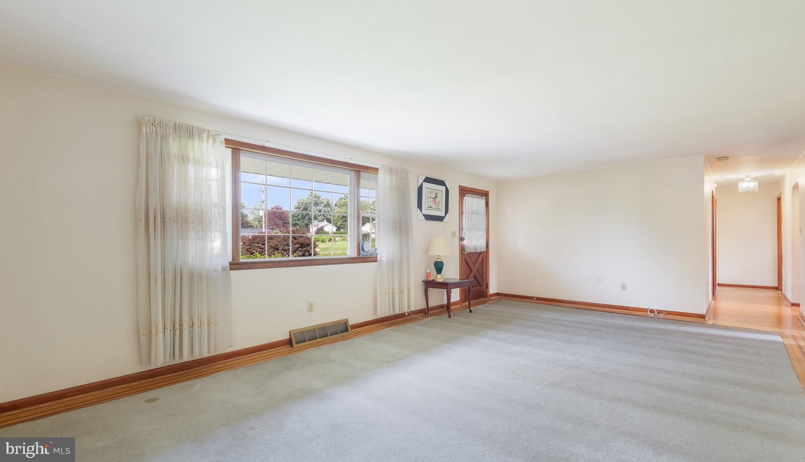 3142 Pickertown Road Warrington, PA 18976 - Photo 8 of 31 Gallery Image 8