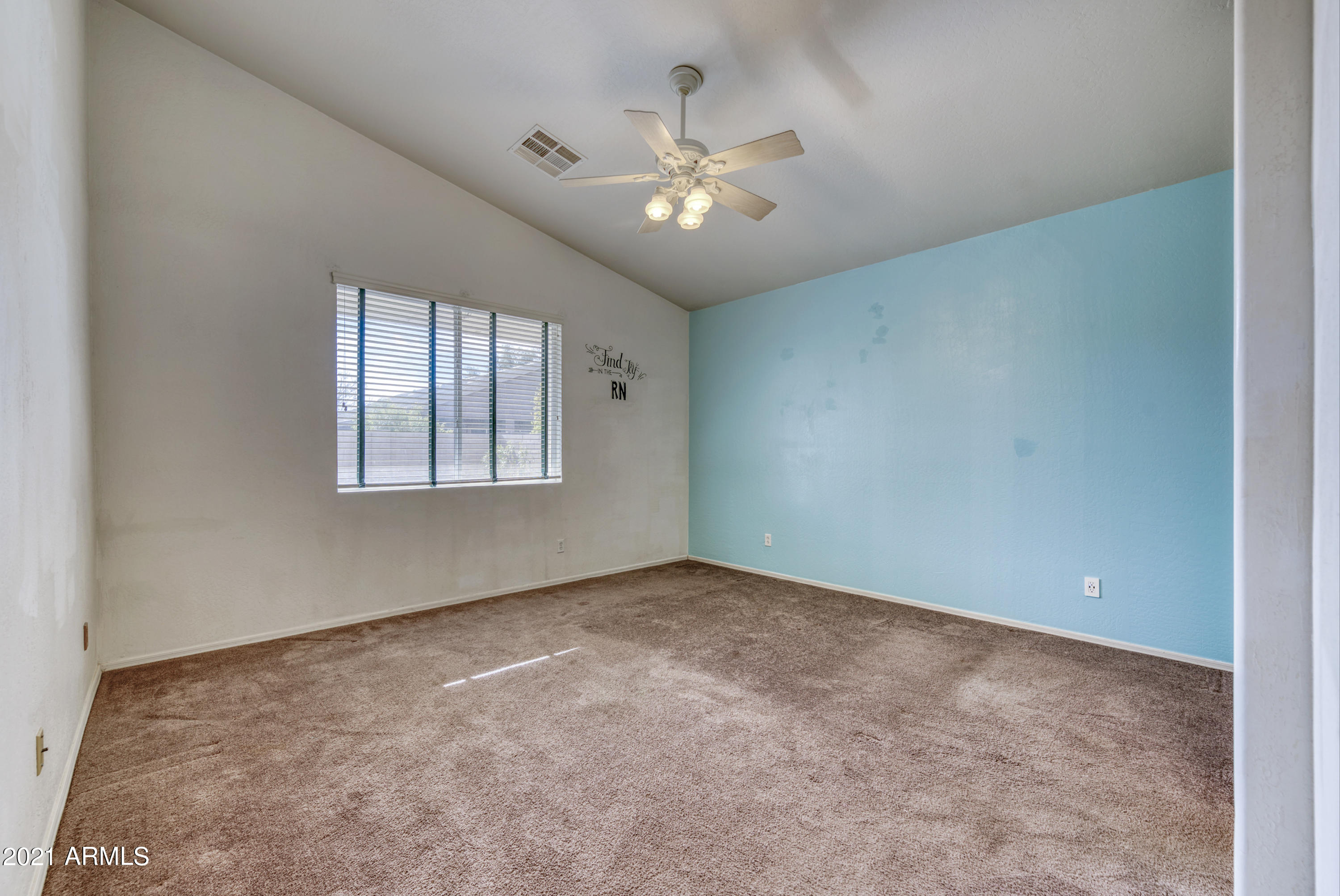 15009 West Bloomfield Road Surprise, AZ 85379 - Photo 15 of 27 Gallery Image 15