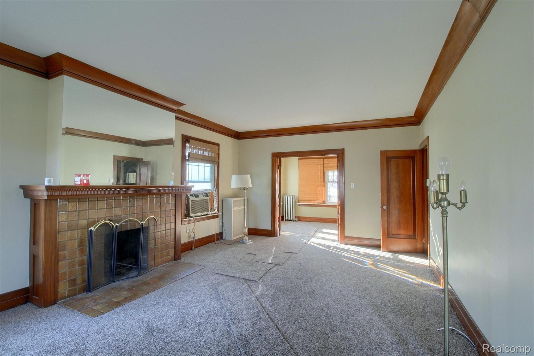 110 Walnut Street River Rouge, MI 48218 - Photo 4 of 32 4-Living Room.jpg