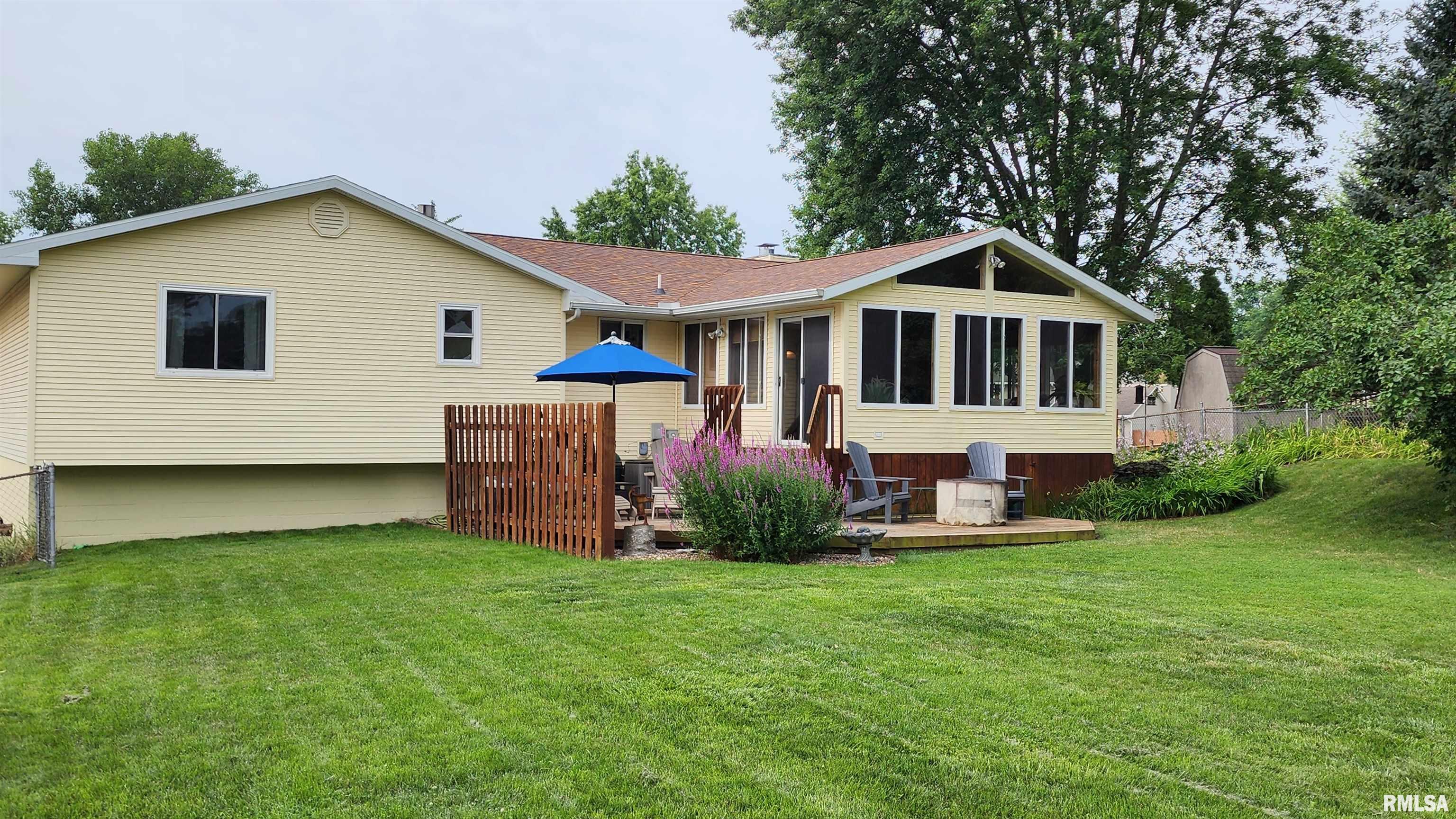 801 Robin Road Muscatine, IA 52761 - Photo 18 of 23 Gallery Image 18