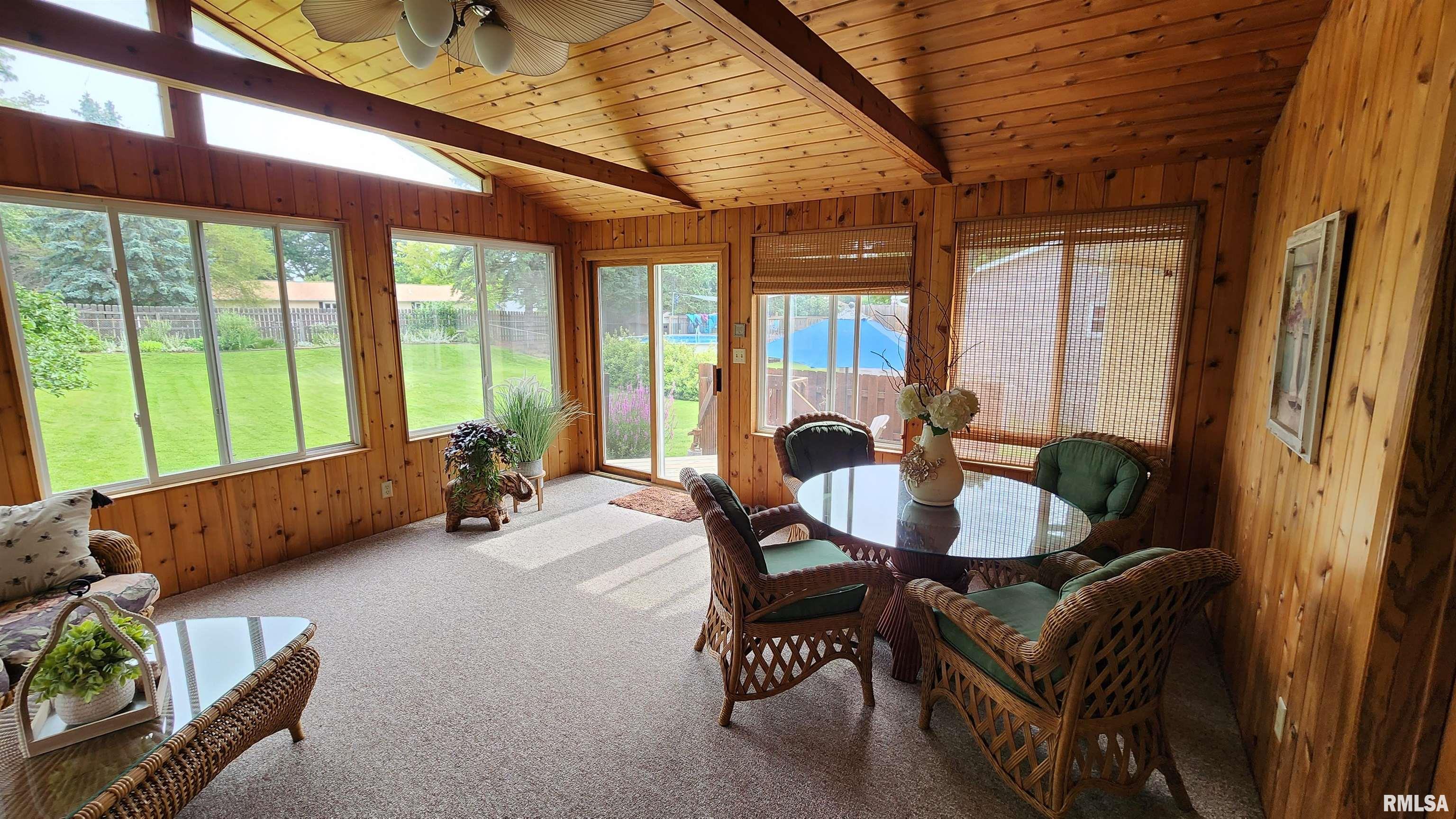 801 Robin Road Muscatine, IA 52761 - Photo 8 of 23 Gallery Image 8