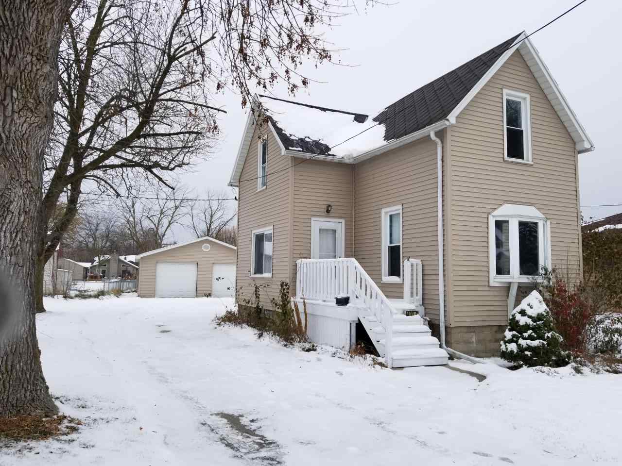 401 East Smith Road Bay City, MI 48706 - Photo 1 of 19