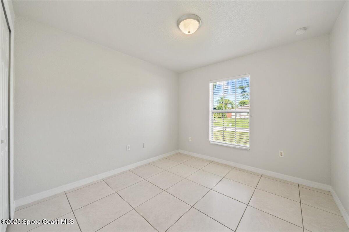 680 Bluefields Street Southeast Palm Bay, FL 32909 - Photo 14 of 25 15-DSC01859