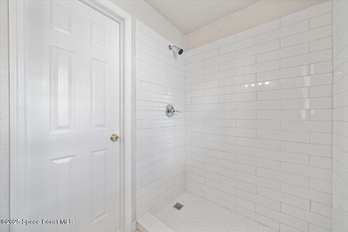 680 Bluefields Street Southeast Palm Bay, FL 32909 - Photo 19 of 25 20-DSC01874