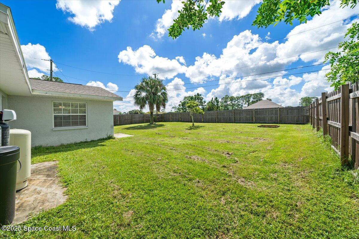 680 Bluefields Street Southeast Palm Bay, FL 32909 - Photo 21 of 25 22-DSC01880