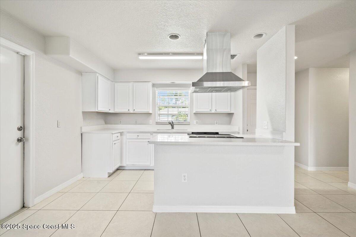 680 Bluefields Street Southeast Palm Bay, FL 32909 - Photo 3 of 25 07-DSC01835