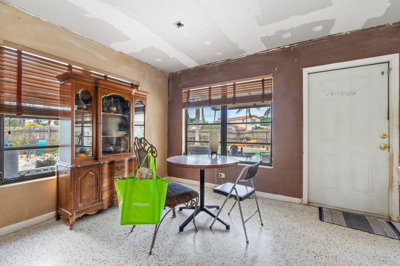 1502 Crest Drive Lake Worth, FL 33461 - Photo 14 of 44 014-1502CrestDrive-LakeWorthBeach-FL-334