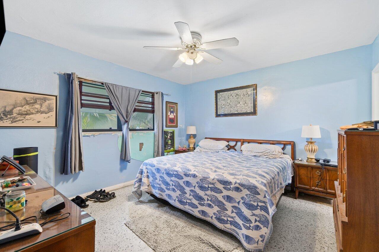 1502 Crest Drive Lake Worth, FL 33461 - Photo 15 of 44 015-1502CrestDrive-LakeWorthBeach-FL-334