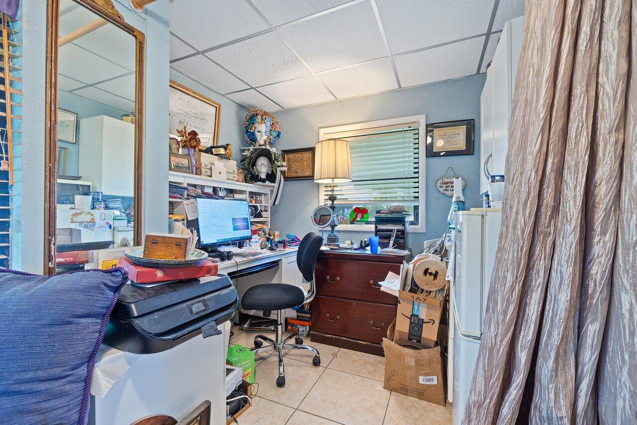 1502 Crest Drive Lake Worth, FL 33461 - Photo 18 of 44 018-1502CrestDrive-LakeWorthBeach-FL-334