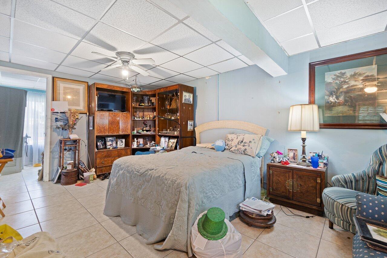 1502 Crest Drive Lake Worth, FL 33461 - Photo 21 of 44 021-1502CrestDrive-LakeWorthBeach-FL-334