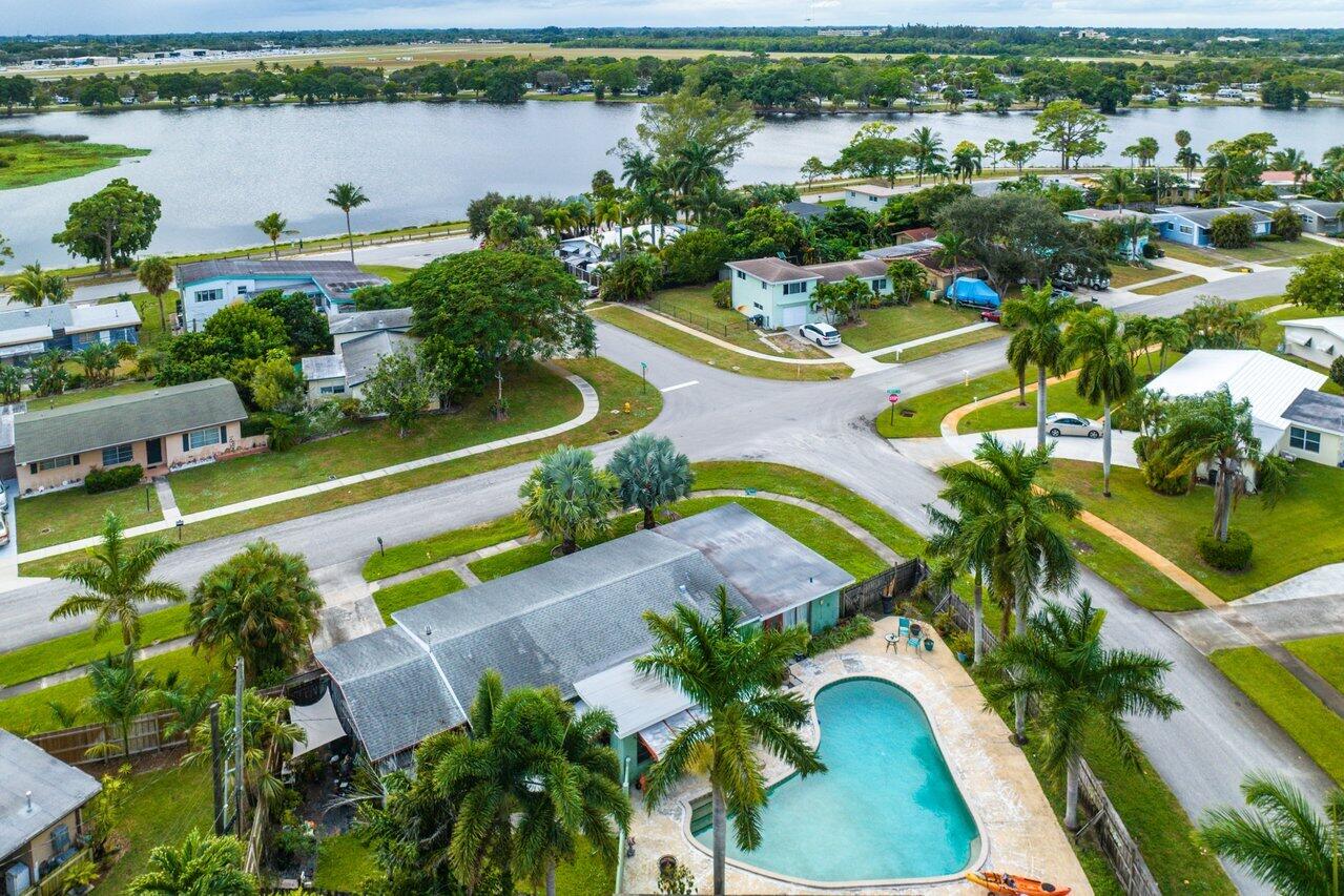 1502 Crest Drive Lake Worth, FL 33461 - Photo 41 of 44 041-1502CrestDrive-LakeWorthBeach-FL-334