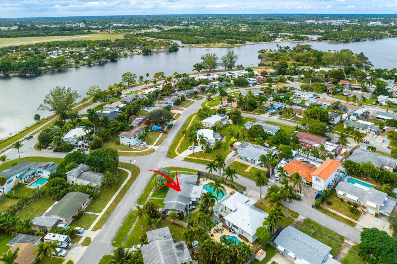 1502 Crest Drive Lake Worth, FL 33461 - Photo 42 of 44 042-1502CrestDrive-LakeWorthBeach-FL-334