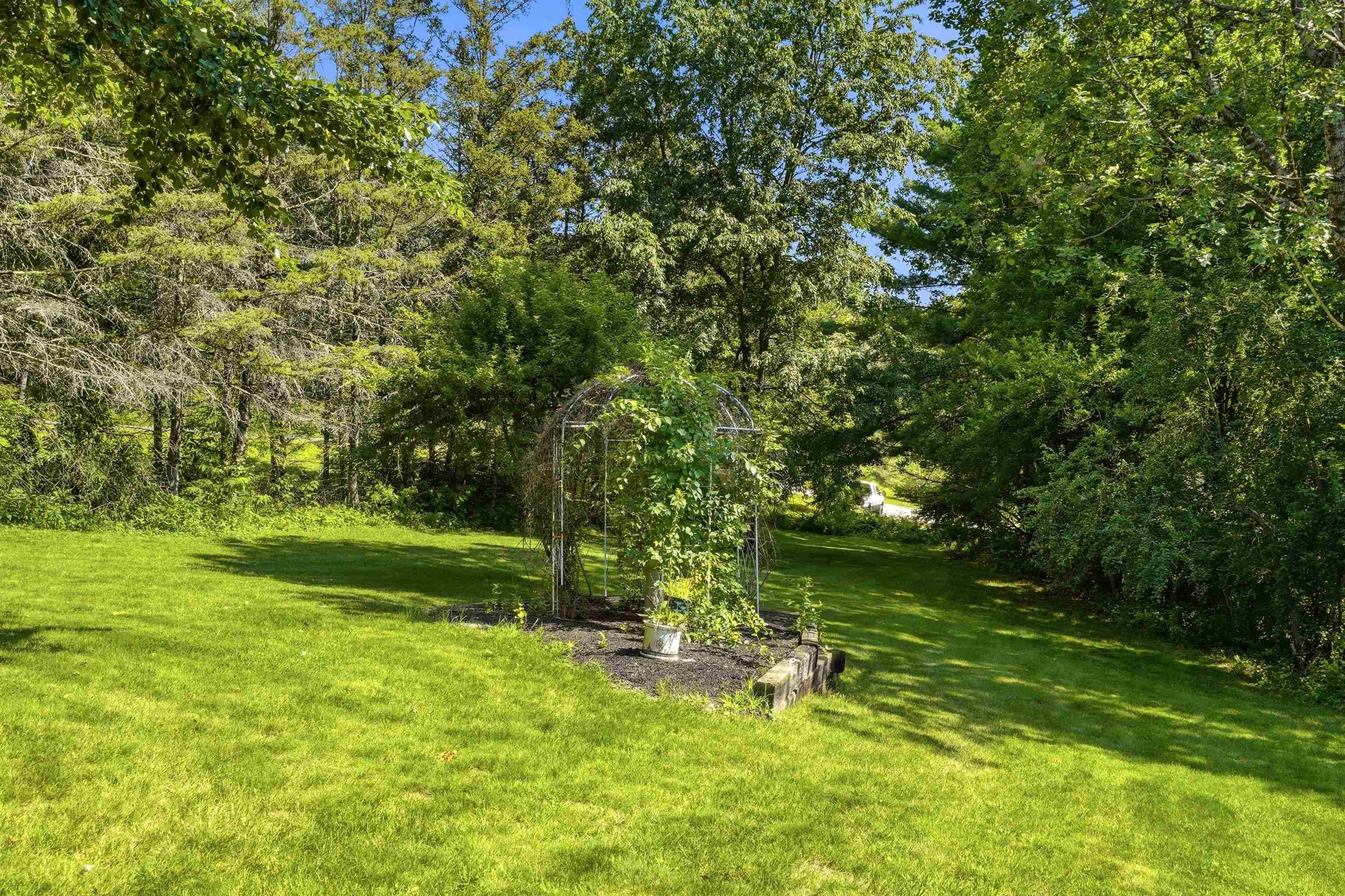 133 Mountain View Road Deerfield, NH 03037 - Photo 46 of 56 Gallery Image 46