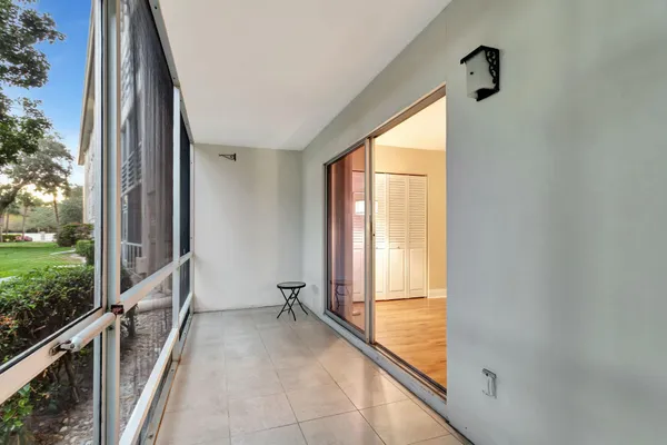 $95,000 | 2401 Antigua Circle, Unit F1, Coconut Creek, FL 33066