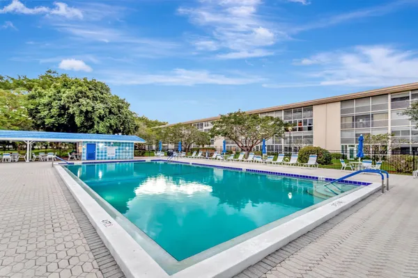 $95,000 | 2401 Antigua Circle, Unit F1, Coconut Creek, FL 33066