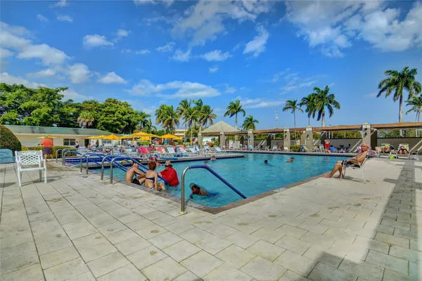 $95,000 | 2401 Antigua Circle, Unit F1, Coconut Creek, FL 33066