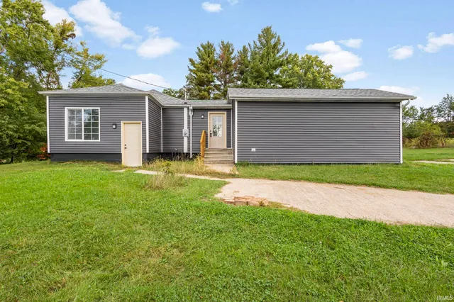 $375,000 | 3202 North 300 East, Rolling Prairie, IN 46371