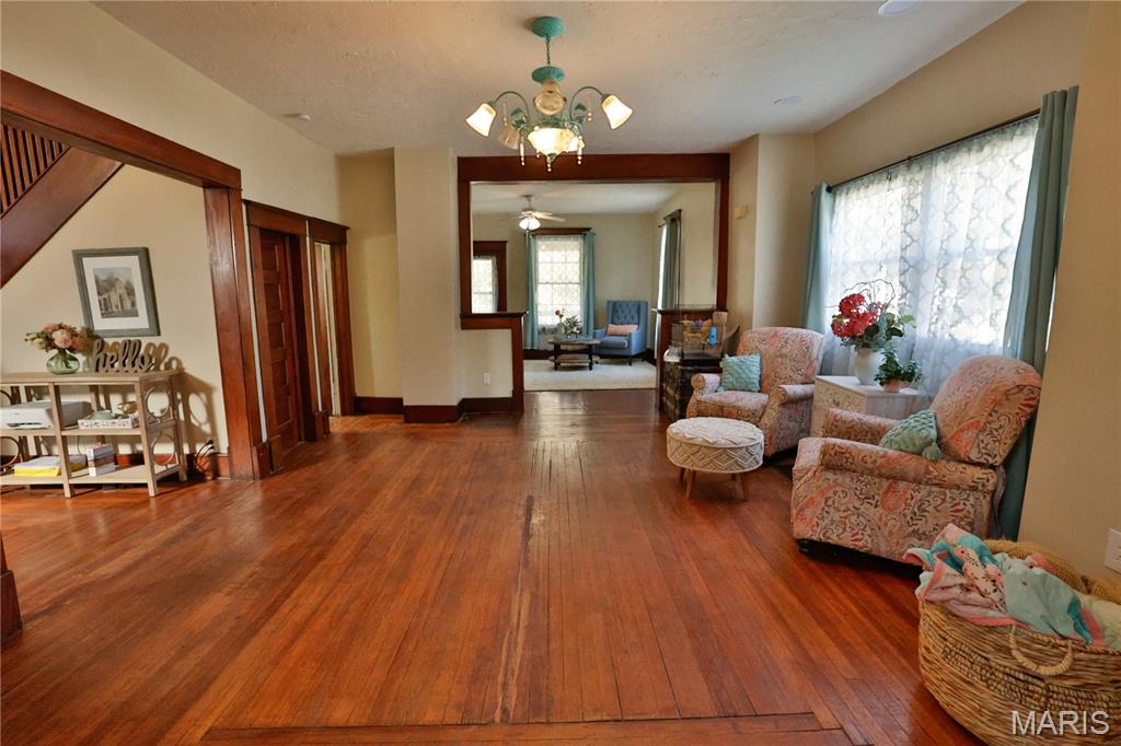 402 West Mechanic Street Hillsboro, IL 62049 - Photo 11 of 50