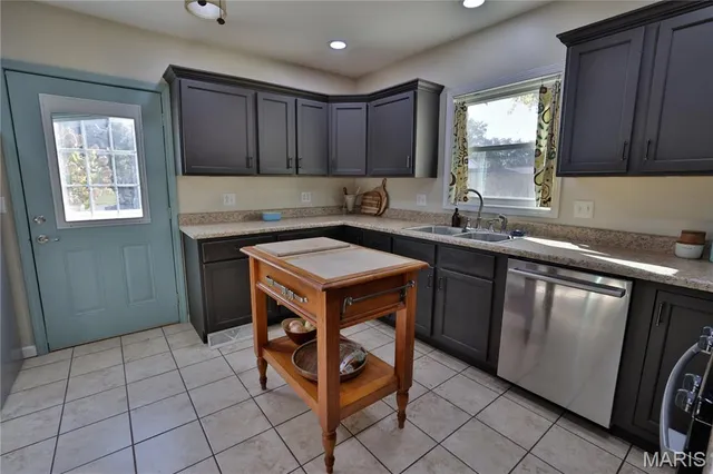 $137,500 | 402 West Mechanic Street, Hillsboro, IL 62049