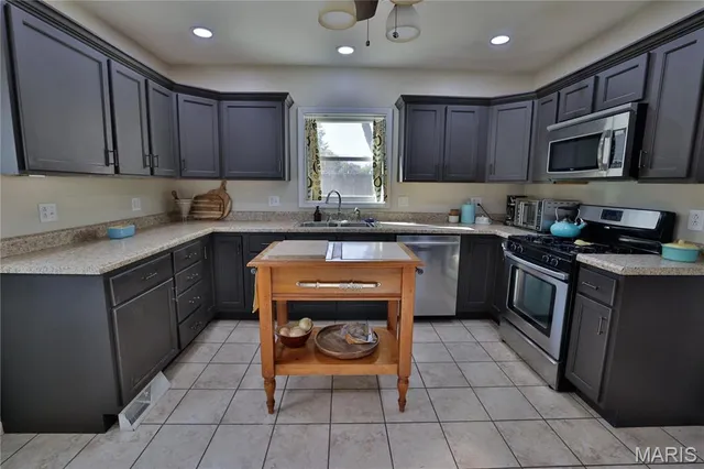 $137,500 | 402 West Mechanic Street, Hillsboro, IL 62049