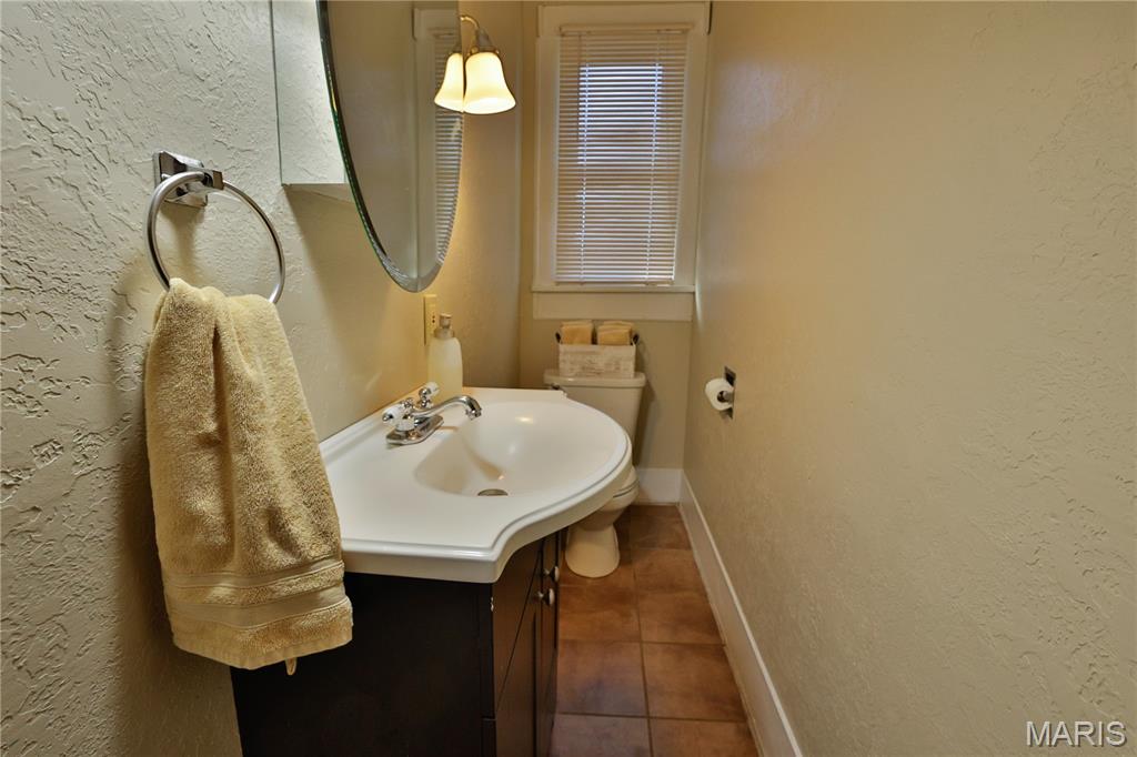 402 West Mechanic Street Hillsboro, IL 62049 - Photo 24 of 50