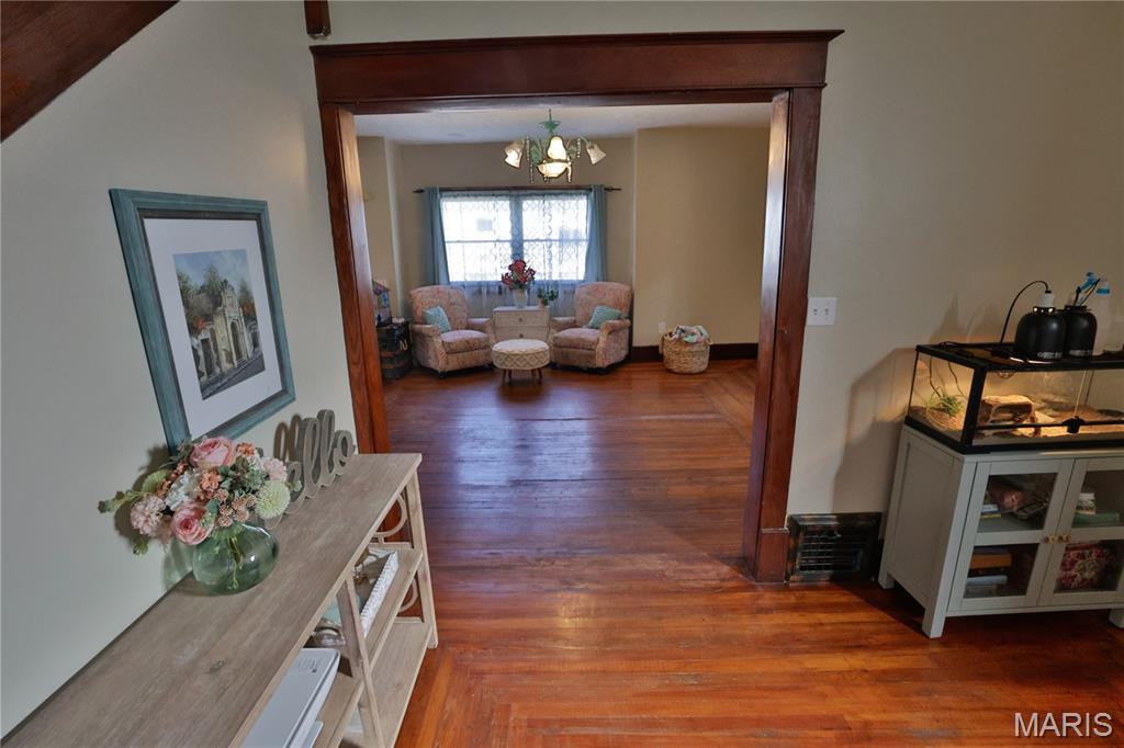 402 West Mechanic Street Hillsboro, IL 62049 - Photo 25 of 50