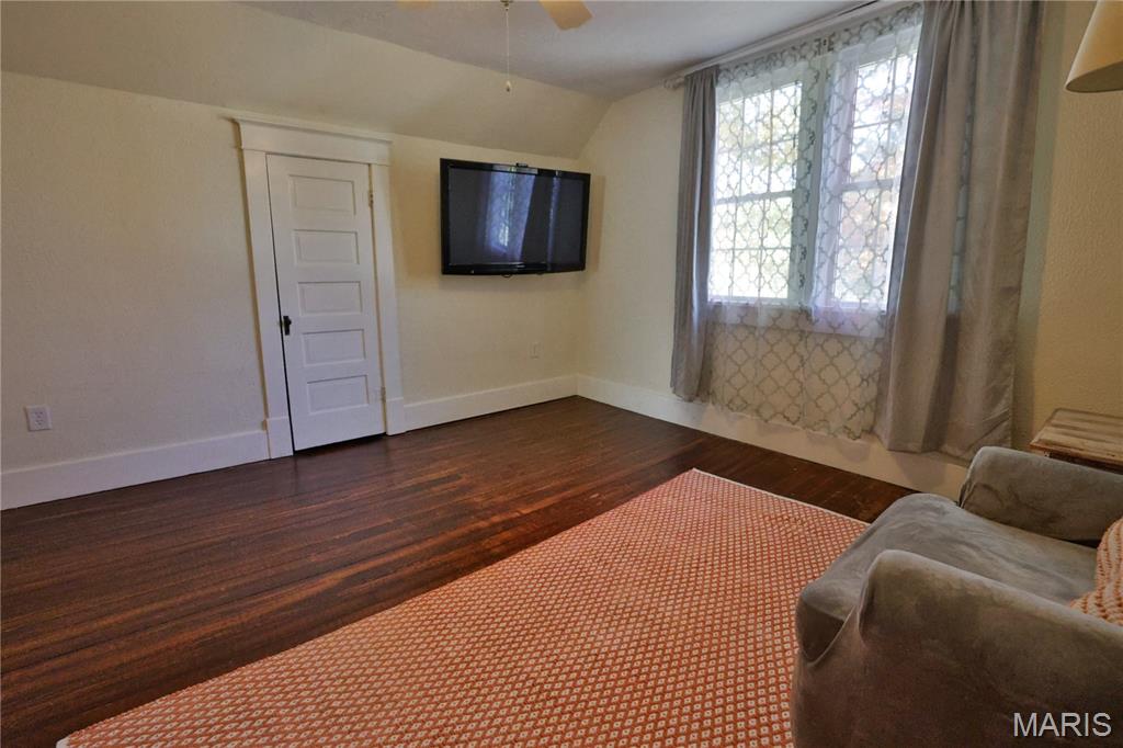 402 West Mechanic Street Hillsboro, IL 62049 - Photo 35 of 50