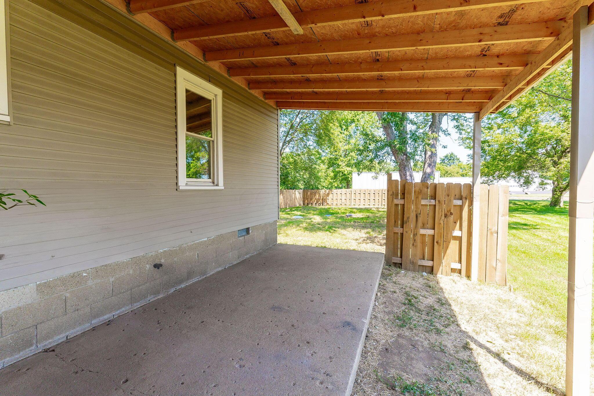 1122 Maplewood Road Columbus, OH 43207 - Photo 42 of 56 1122 Maplewood Rd (Exterior)-7-2