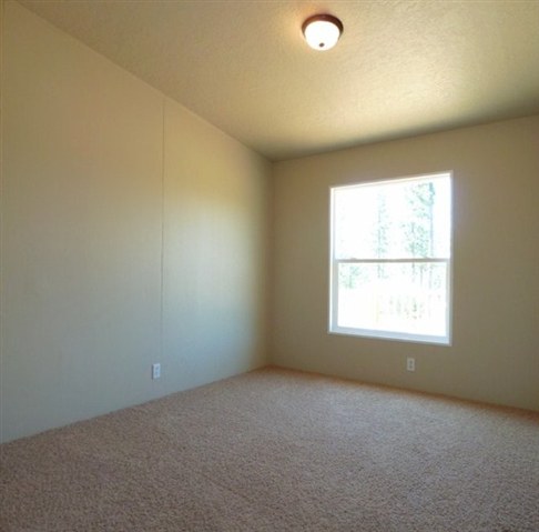 5681 Wallbridge Road Deer Park, WA 99006 - Photo 8 of 9 Gallery Image 8