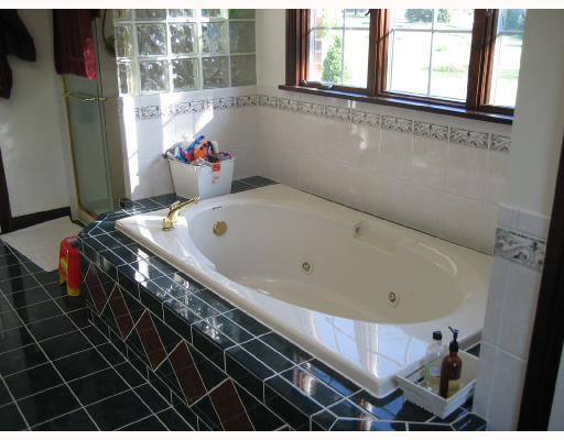 235 Community Park Road Vandergrift, PA 15690 - Photo 7 of 8 Master Bath/Spa.