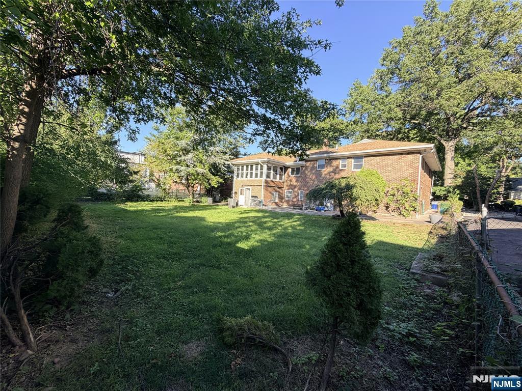 1069 Palisade Avenue Fort Lee, NJ 07024 - Photo 1 of 25 Gallery Image 1