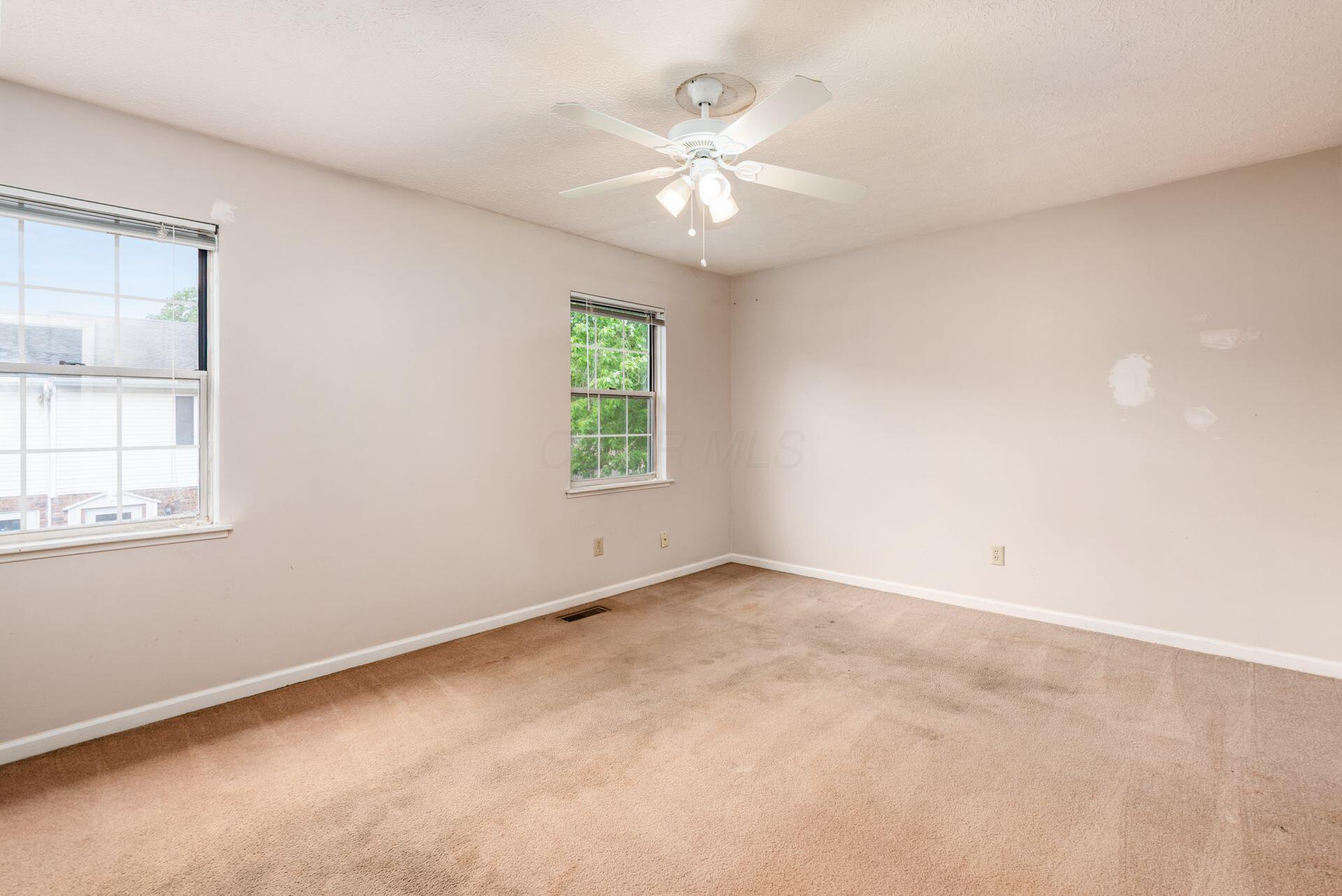 2120 Sprucefield Road Columbus, OH 43229 - Photo 15 of 27 016_ 2120 Sprucefield Rd-1033