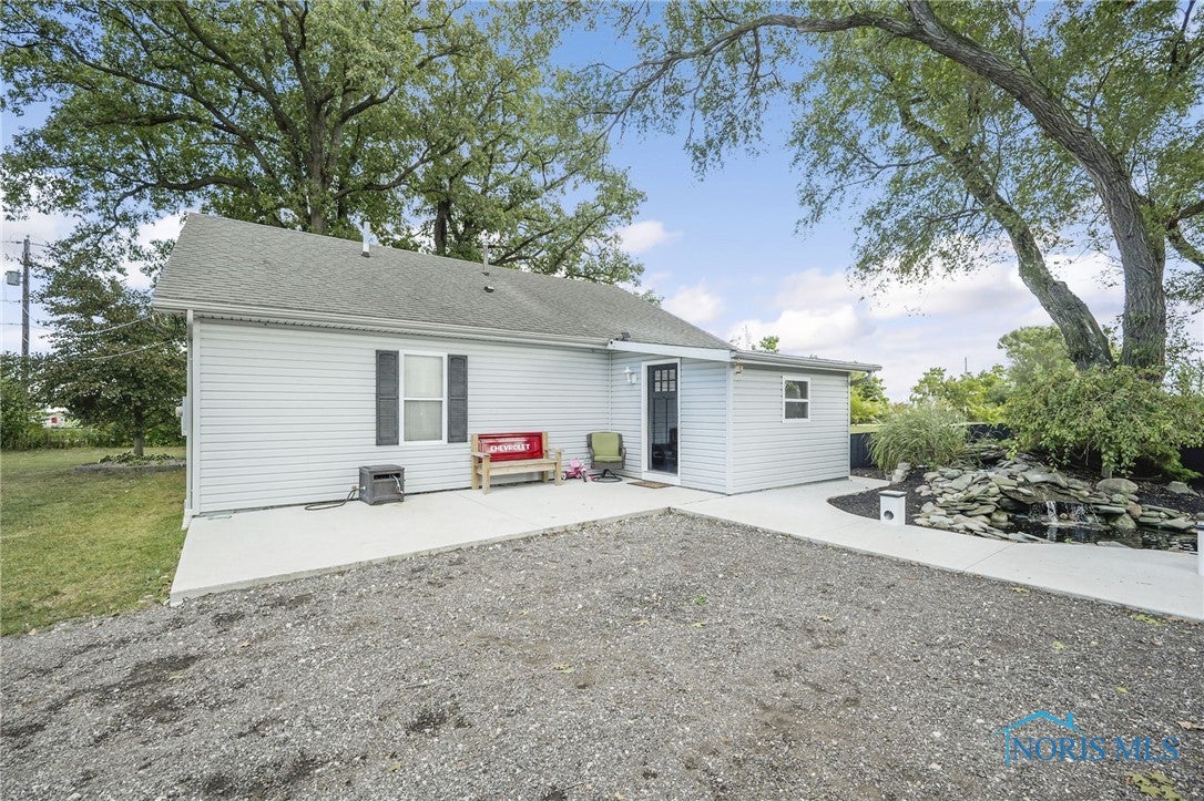 220 South Cousino Road Oregon, OH 43616 - Photo 5 of 46 Gallery Image 5