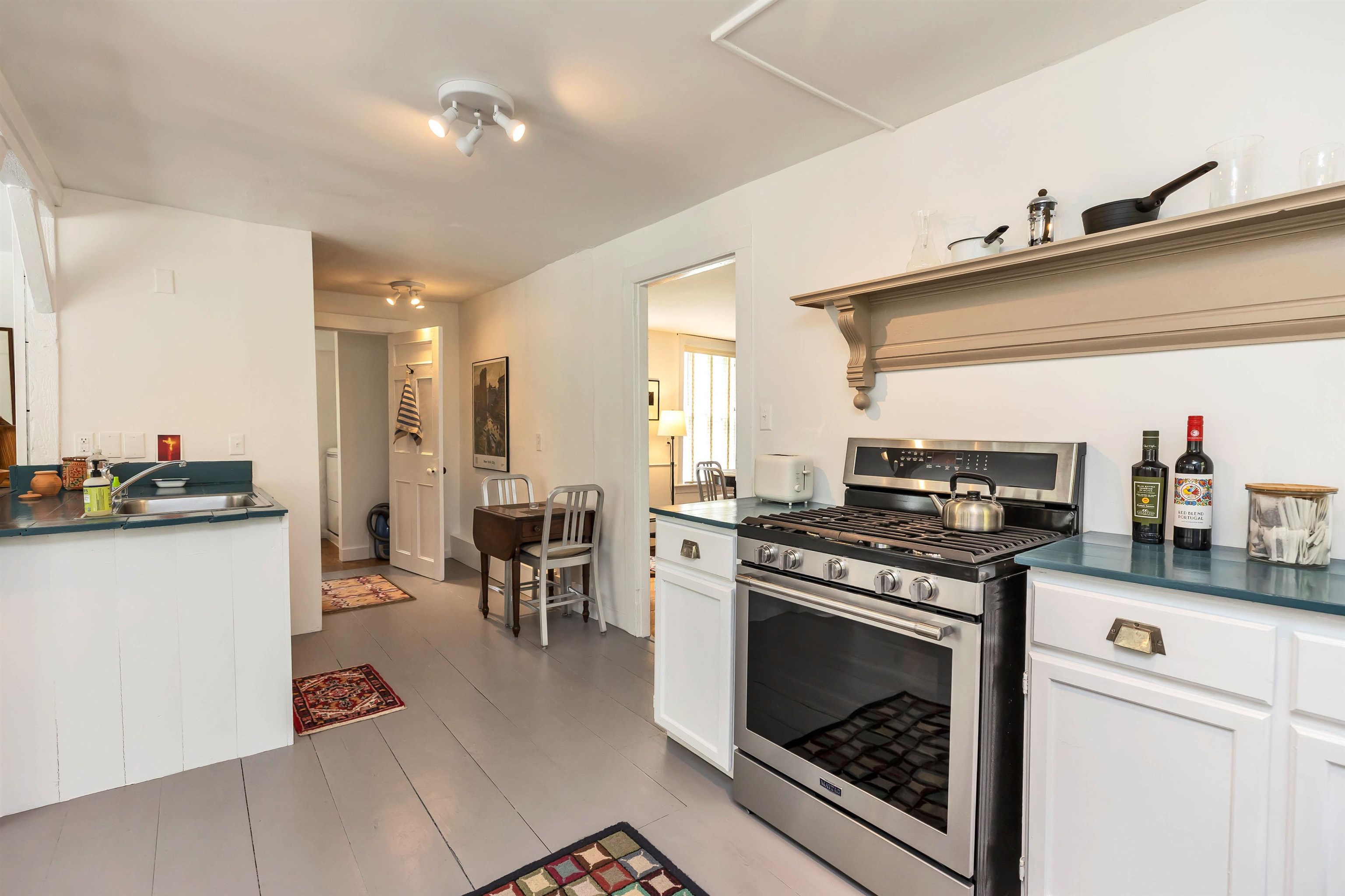 12 Pine Street Peterborough, NH 03458 - Photo 7 of 40