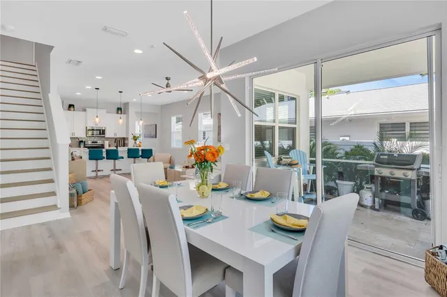 $1,500,000 | 2283 Arlington Street, Sarasota, FL 34239