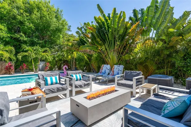 $1,500,000 | 2283 Arlington Street, Sarasota, FL 34239