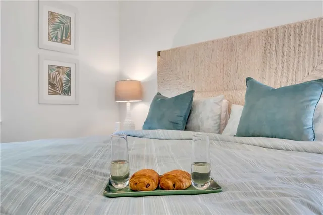 $1,500,000 | 2283 Arlington Street, Sarasota, FL 34239