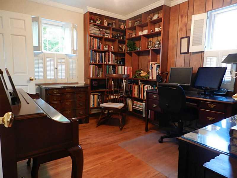 3525 Middleboro Road Castle Shannon, PA 15234 - Photo 11 of 25 Den.