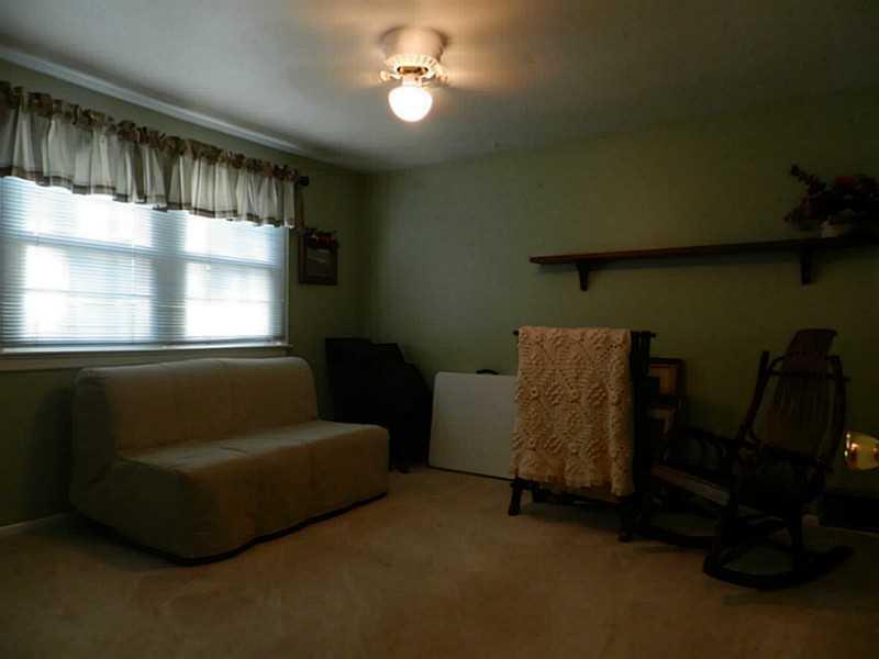3525 Middleboro Road Castle Shannon, PA 15234 - Photo 17 of 25 Bedroom.