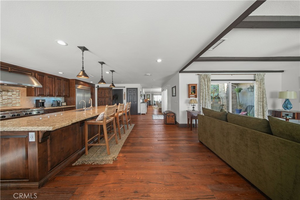 16524 Rancho Escondido Drive Riverside, CA 92506 - Photo 12 of 59