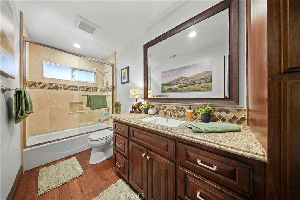 16524 Rancho Escondido Drive Riverside, CA 92506 - Photo 15 of 59