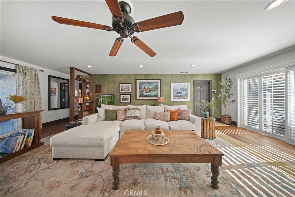 16524 Rancho Escondido Drive Riverside, CA 92506 - Photo 17 of 59