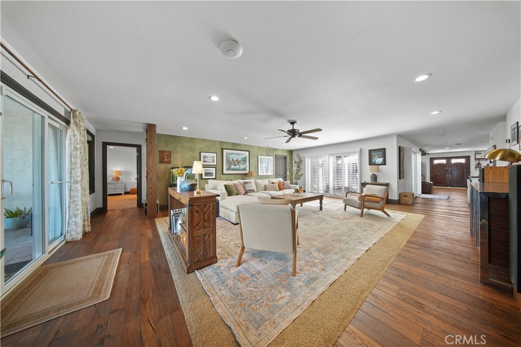 16524 Rancho Escondido Drive Riverside, CA 92506 - Photo 19 of 59