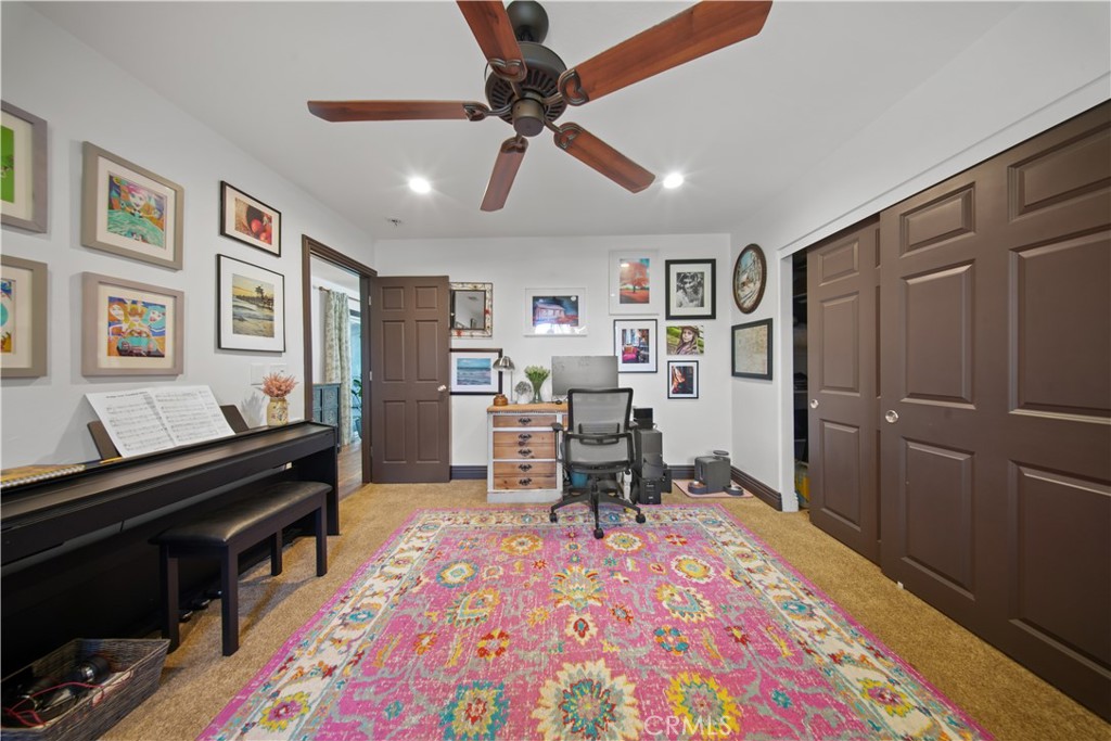 16524 Rancho Escondido Drive Riverside, CA 92506 - Photo 24 of 59