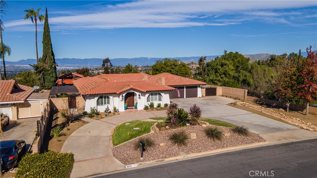 16524 Rancho Escondido Drive Riverside, CA 92506 - Photo 3 of 59