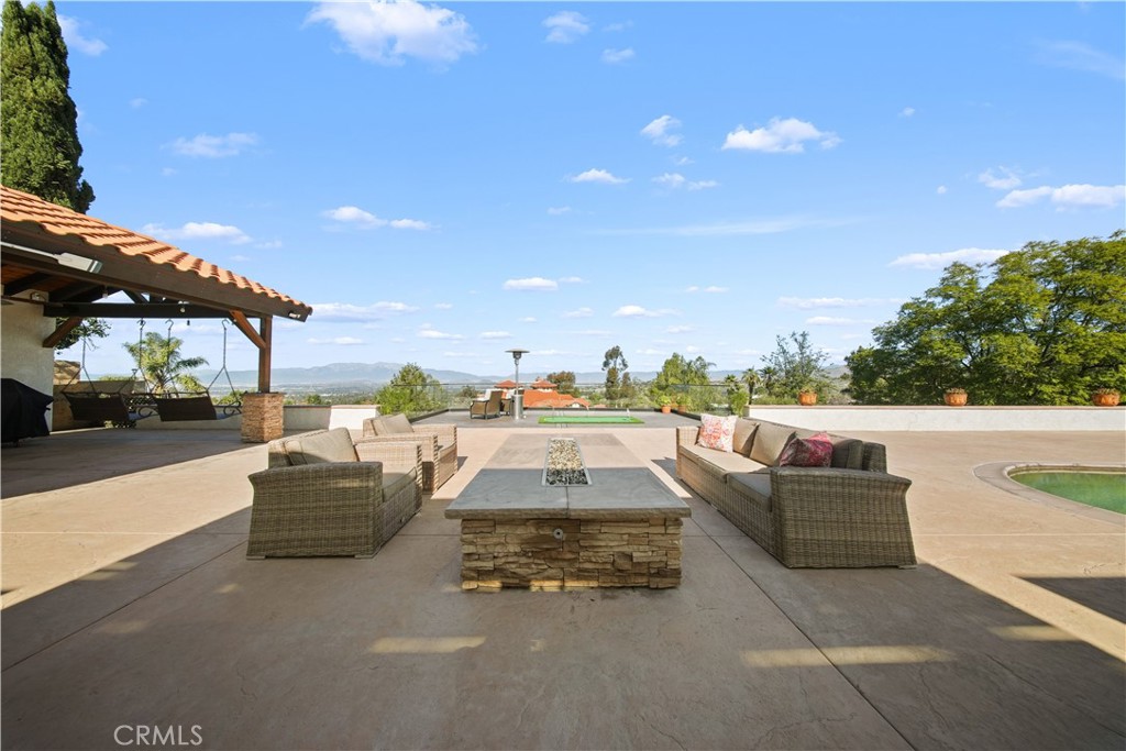 16524 Rancho Escondido Drive Riverside, CA 92506 - Photo 36 of 59