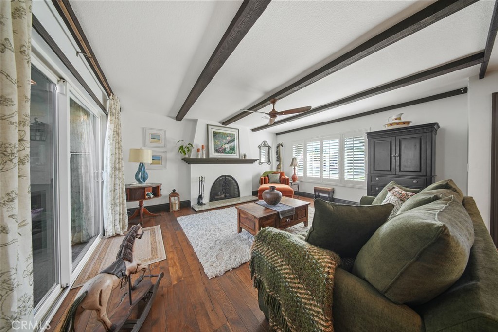 16524 Rancho Escondido Drive Riverside, CA 92506 - Photo 4 of 59