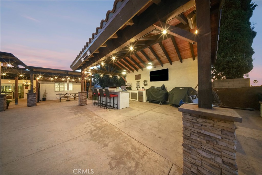 16524 Rancho Escondido Drive Riverside, CA 92506 - Photo 41 of 59