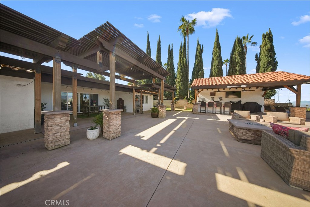 16524 Rancho Escondido Drive Riverside, CA 92506 - Photo 44 of 59